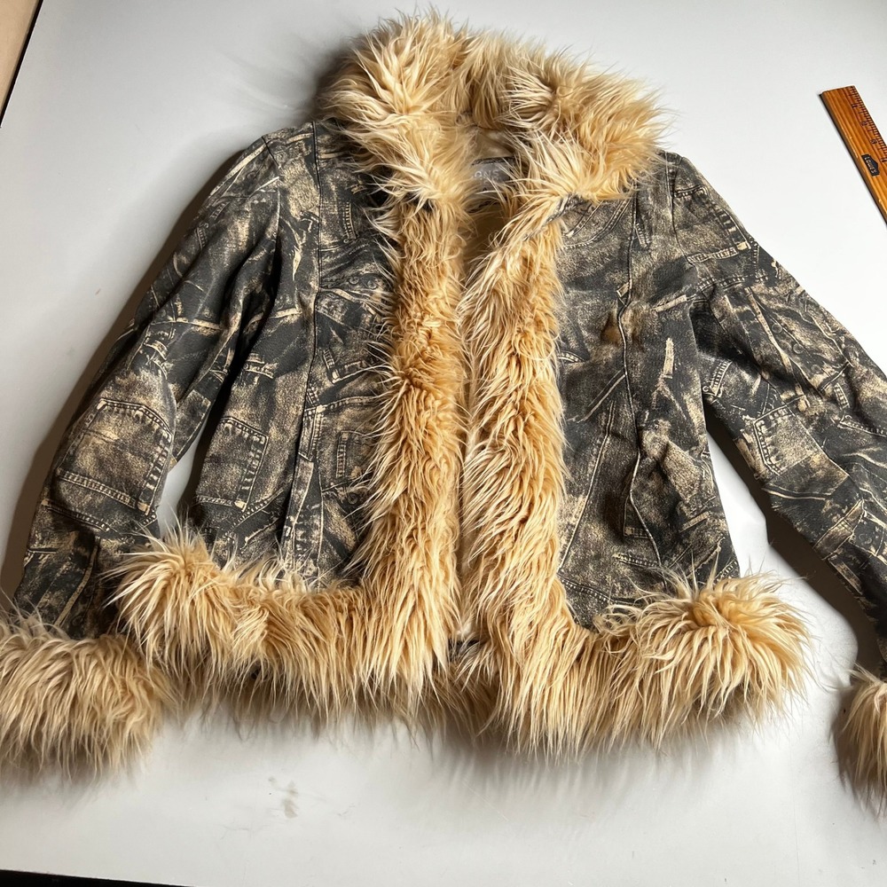 Wilsons Leather Maxima Distressed Denim Print Faux Fur Trim Jacket Large Y2K